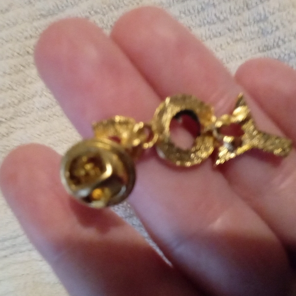 JOY Christmas Lapel Pin Vintage - Picture 3 of 8